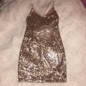 Forever21 short sequin rose gold dress size small